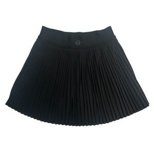 Lululemon Pleat to Street Skirt II